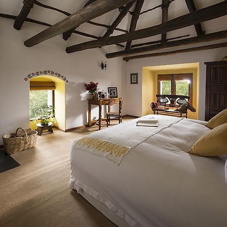 Hacienda Zuleta Hotel Esterno foto
